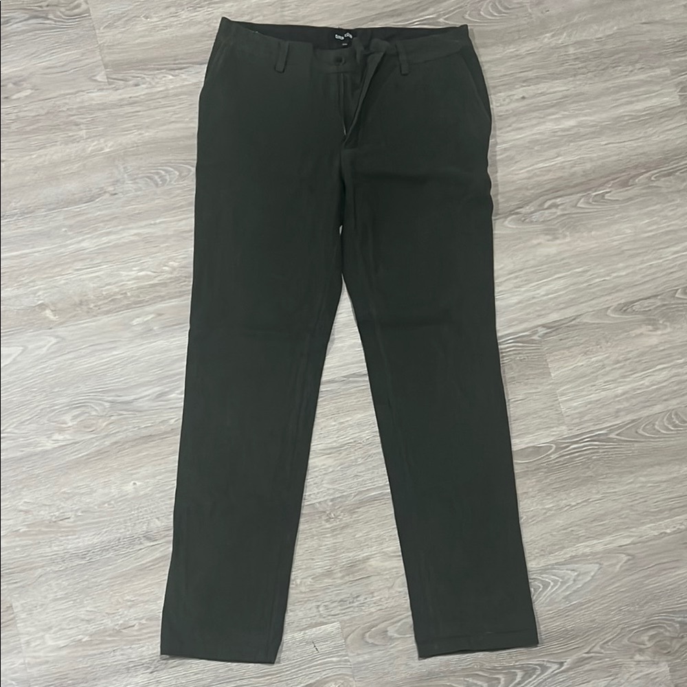 Frank & Oak men’s green Newport pants